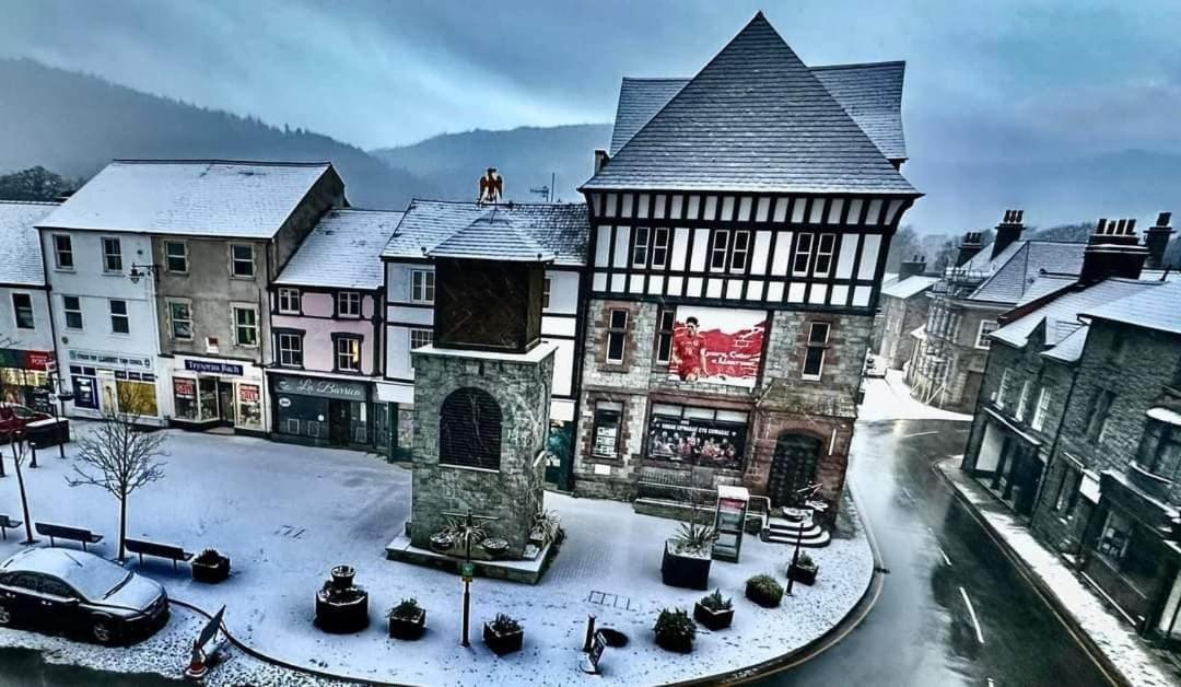 Hand Apartment, Llanrwst, Conwy, Snowdonia Bagian luar foto