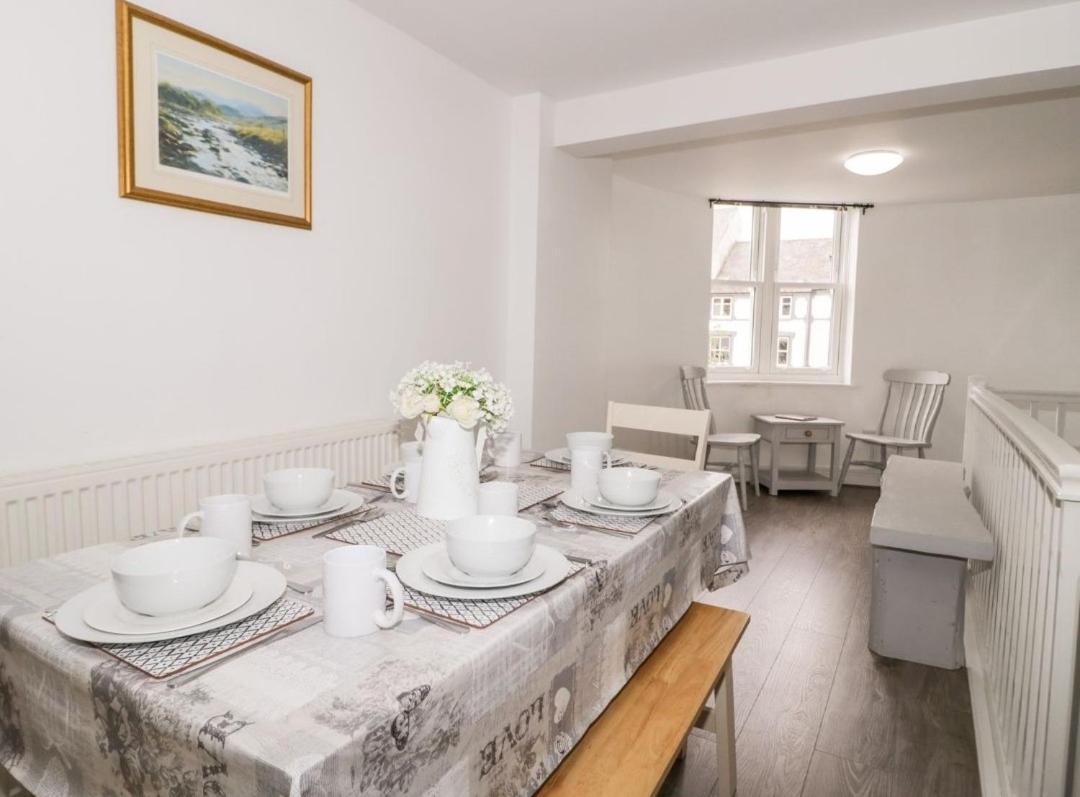 Hand Apartment, Llanrwst, Conwy, Snowdonia Bagian luar foto